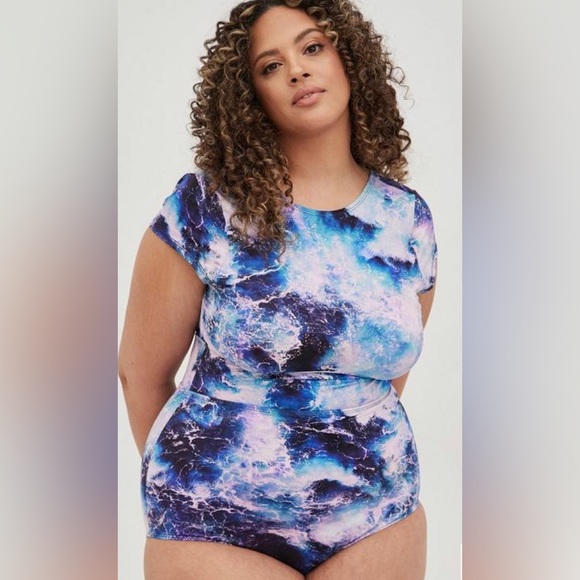 torrid Other - NWT TORRID SIZE 2 Active Wireless Scoop Back One Piece Swimsuit